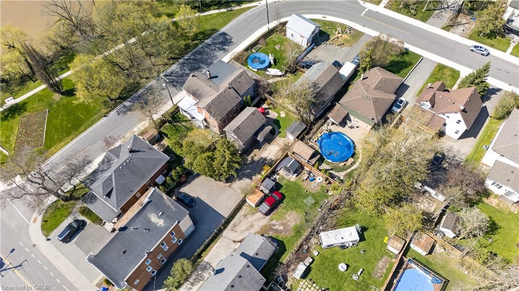 113 Niagara Street Property Photo 46