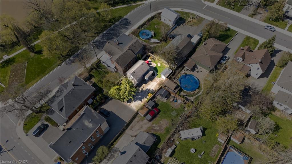 113 Niagara Street Property Photo 47