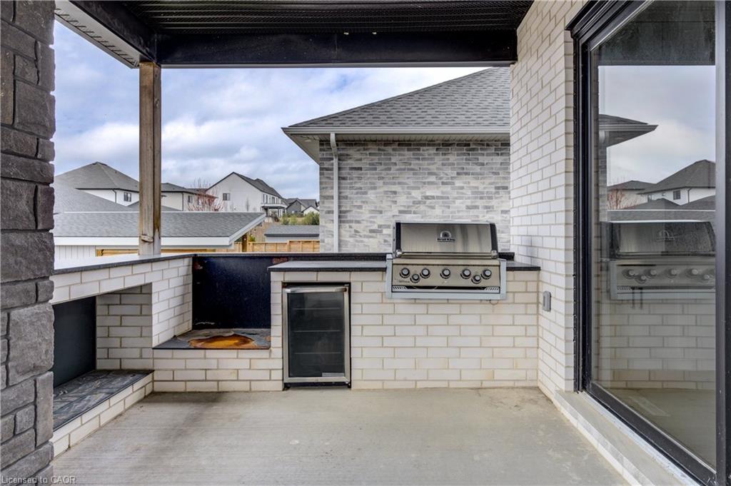 8 Edgeview Crescent Property Photo 19