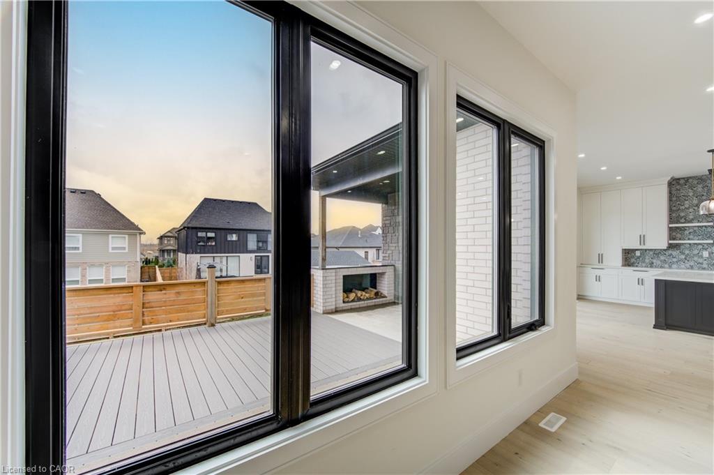 8 Edgeview Crescent Property Photo 25