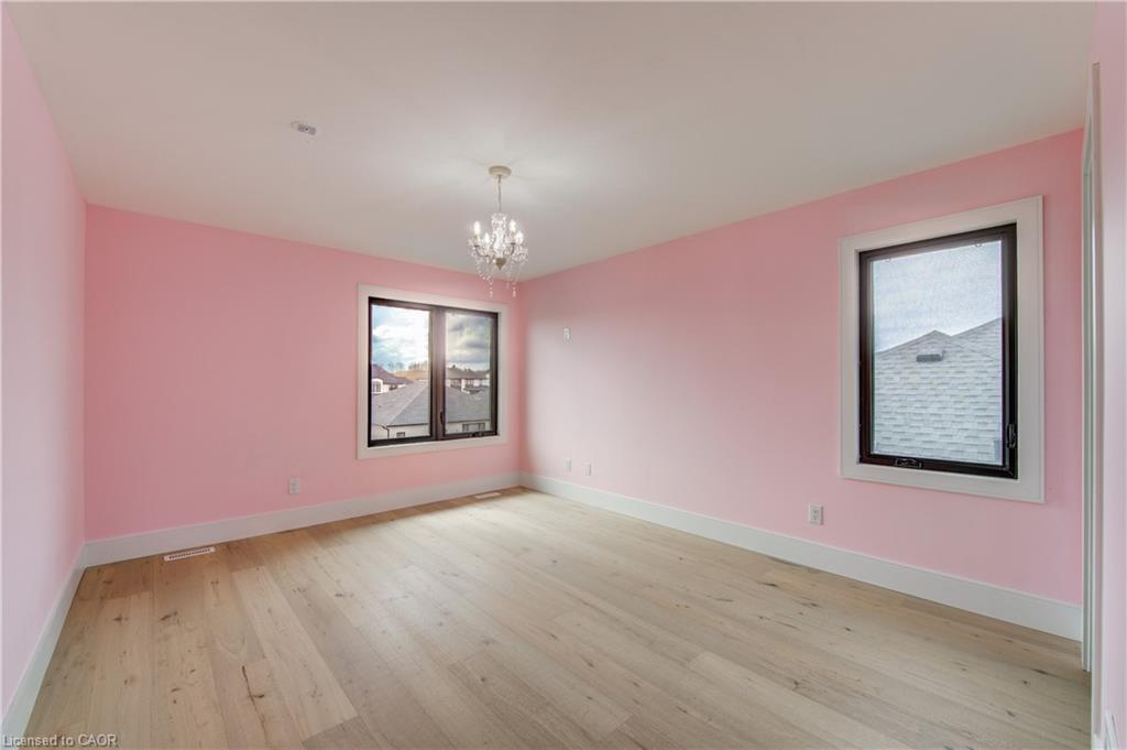 8 Edgeview Crescent Property Photo 31