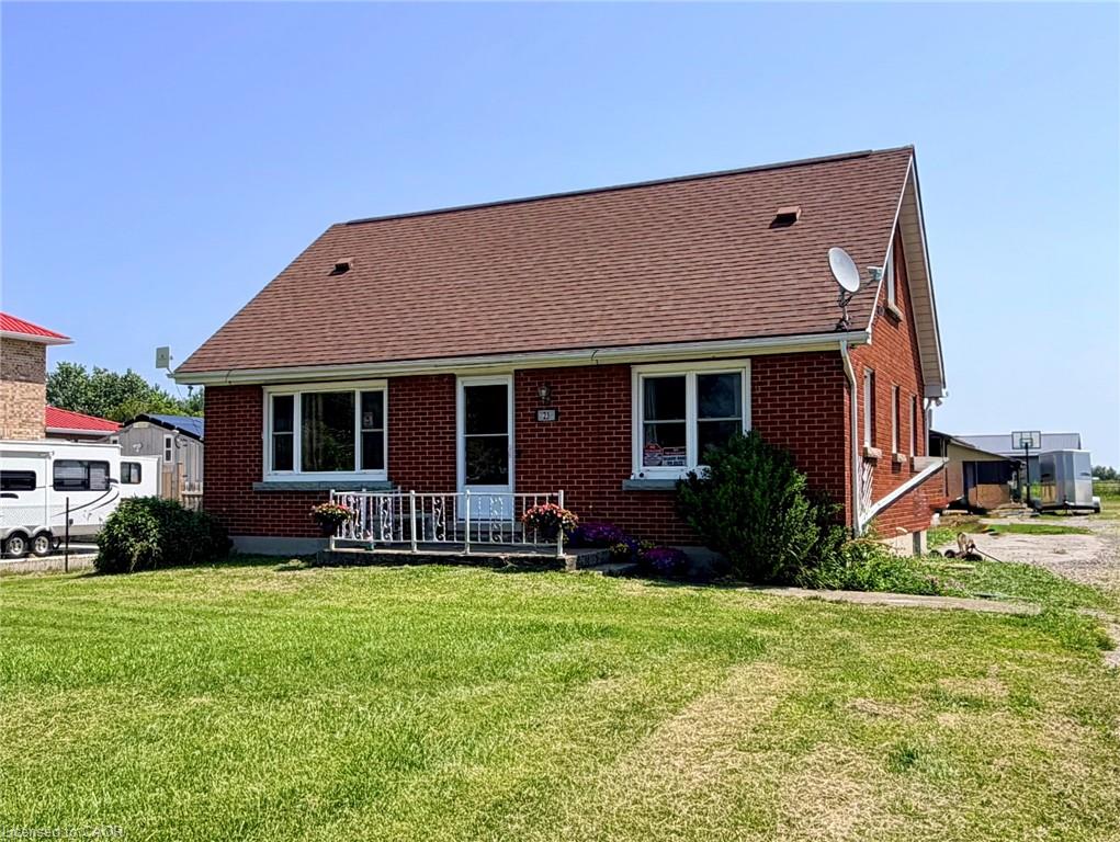 23 Erie Avenue S Property Photo 1