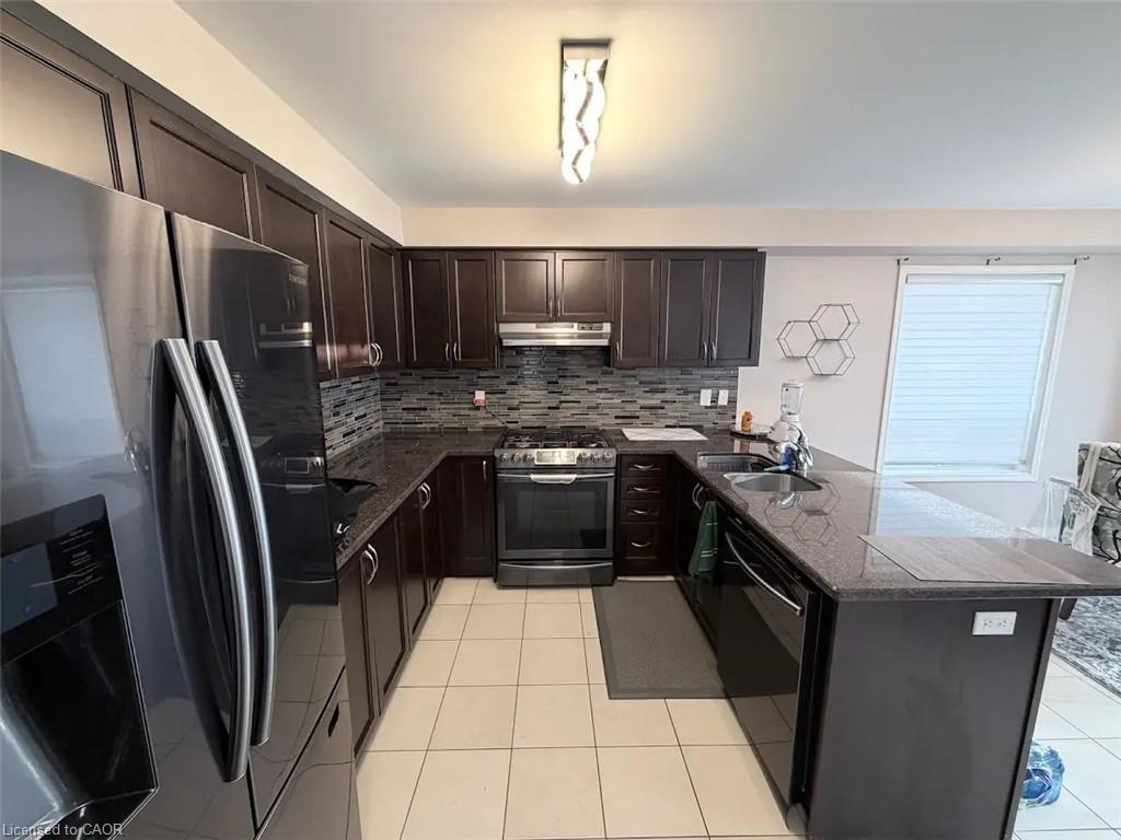 118 Thomas Avenue Property Photo 7