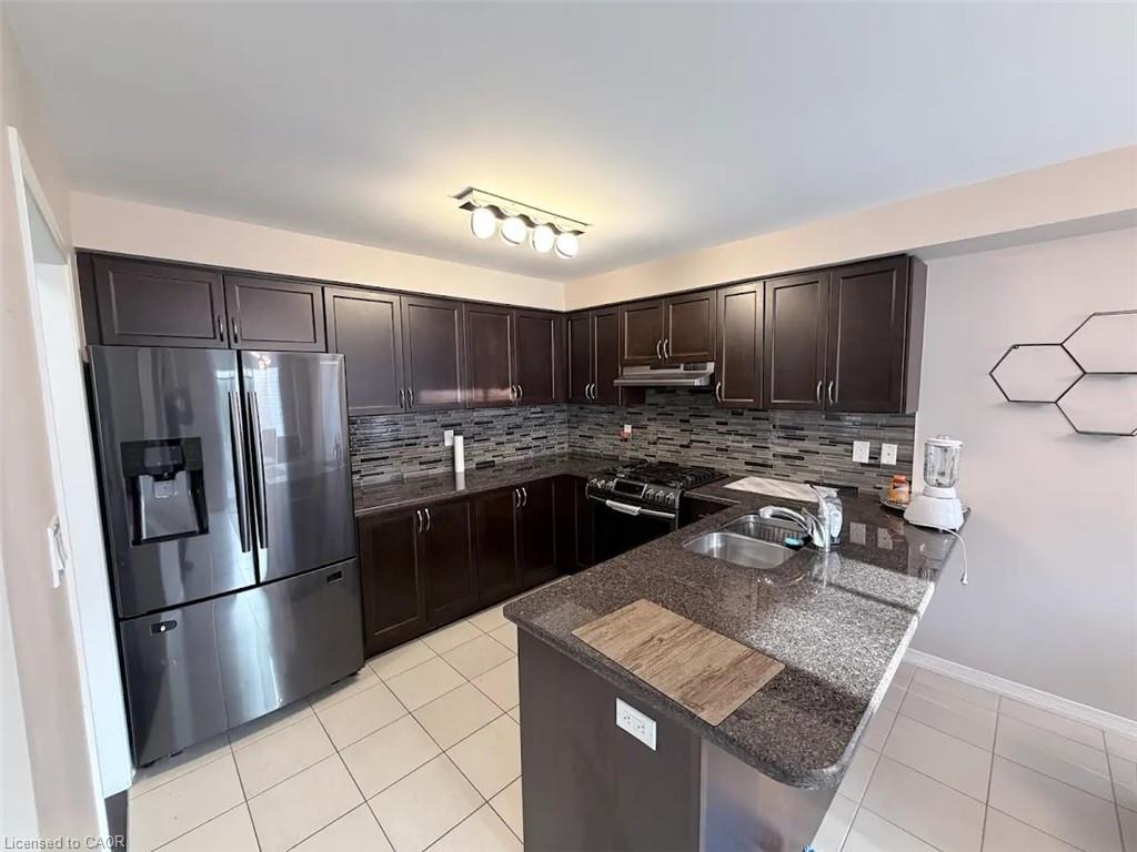 118 Thomas Avenue Property Photo 8