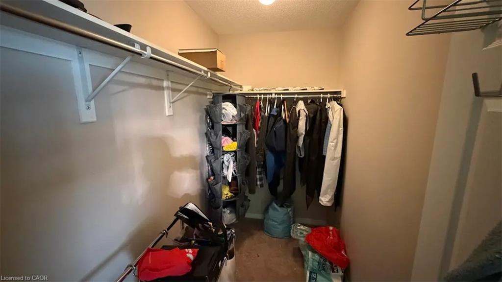118 Thomas Avenue Property Photo 16