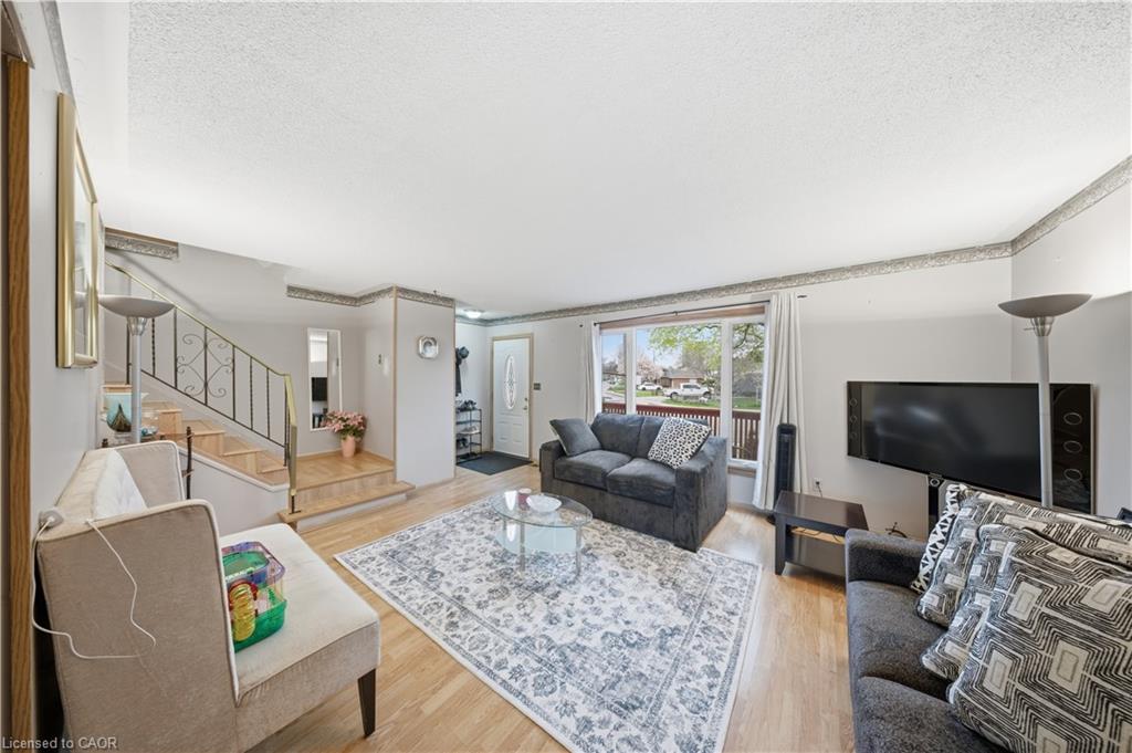 116 Gainsborough Road Property Photo 4