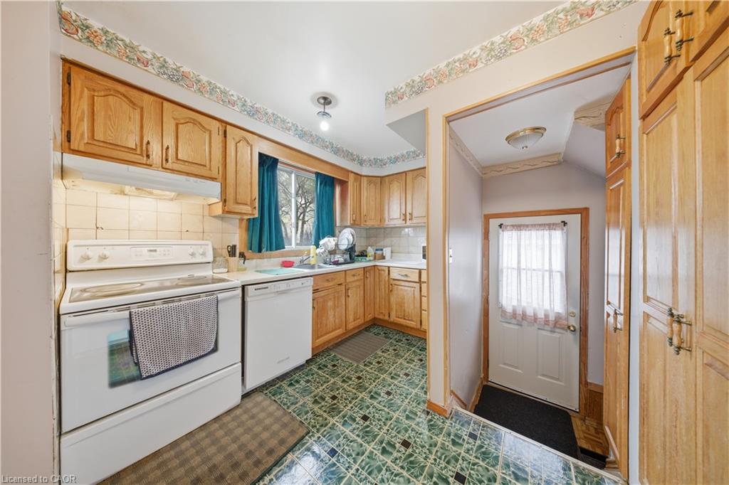 116 Gainsborough Road Property Photo 9