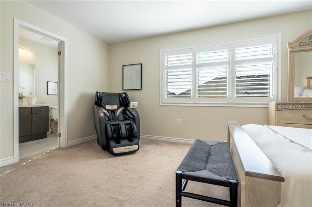 292 Gillett Point Property Photo 13