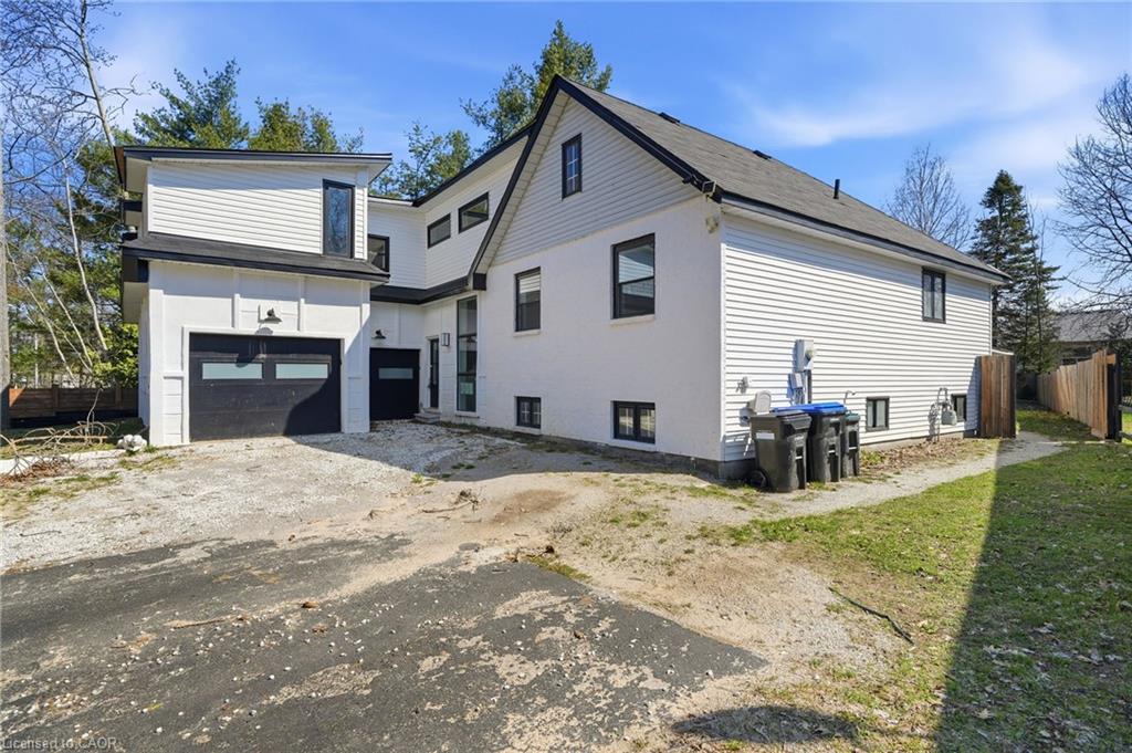 42 Fatima Court Property Photo 3