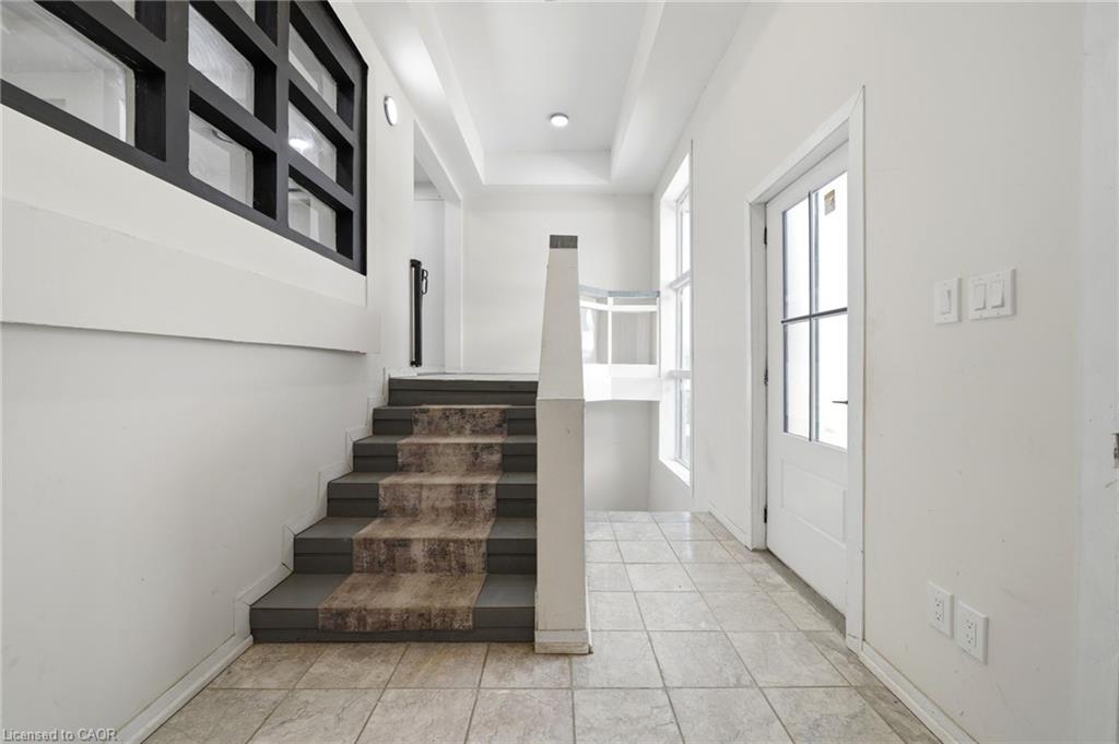42 Fatima Court Property Photo 7