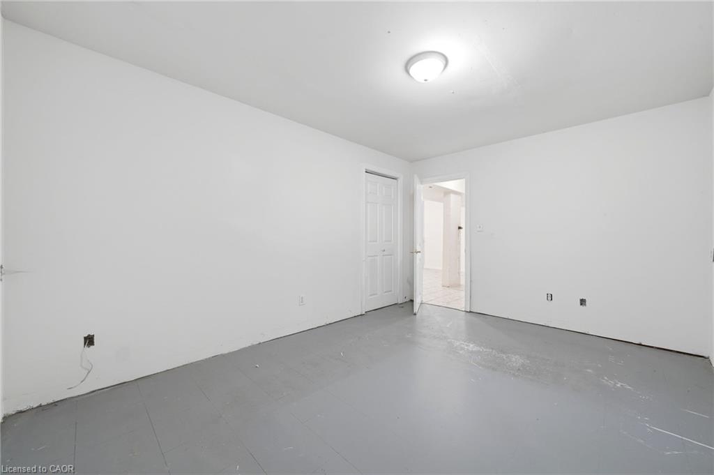 42 Fatima Court Property Photo 25