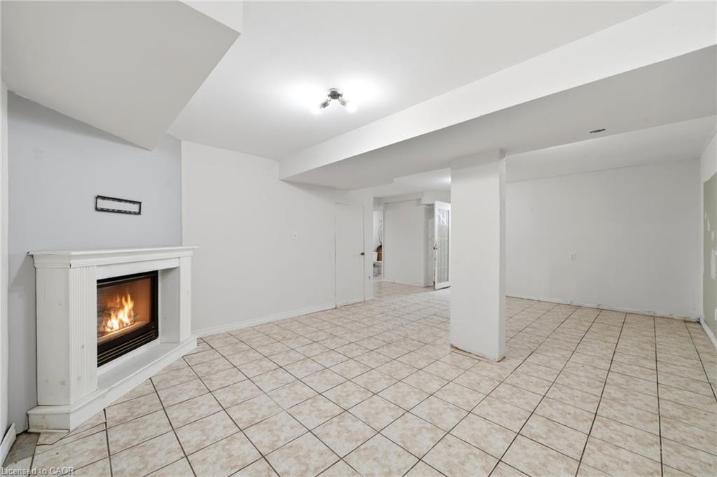 42 Fatima Court Property Photo 32