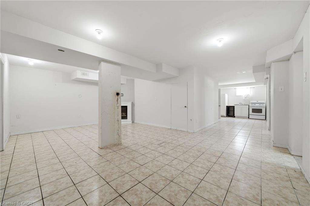 42 Fatima Court Property Photo 33