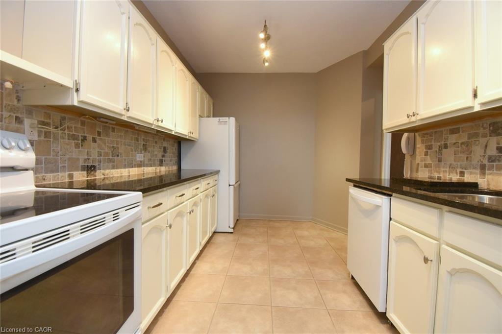 1708-5250 Lakeshore Road Property Photo 21