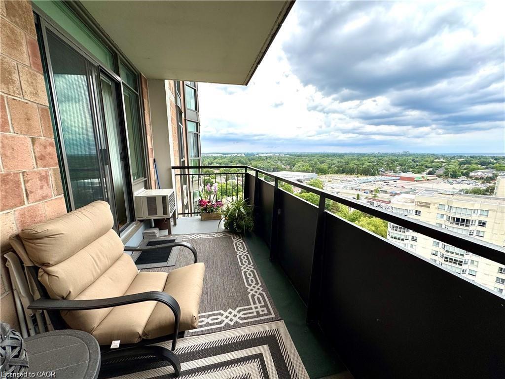 1708-5250 Lakeshore Road Property Photo 38