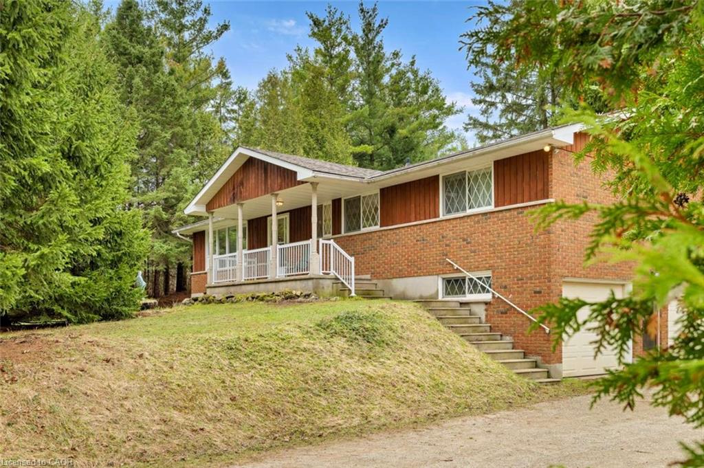 4620 Sideroad 20 N Road