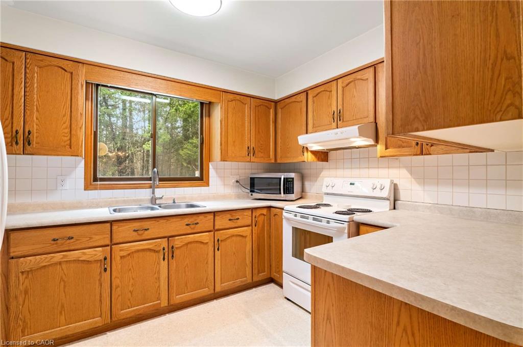 4620 Sideroad 20 N Road Property Photo 16
