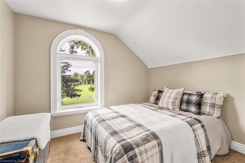 1399 Safari Road Property Photo 23