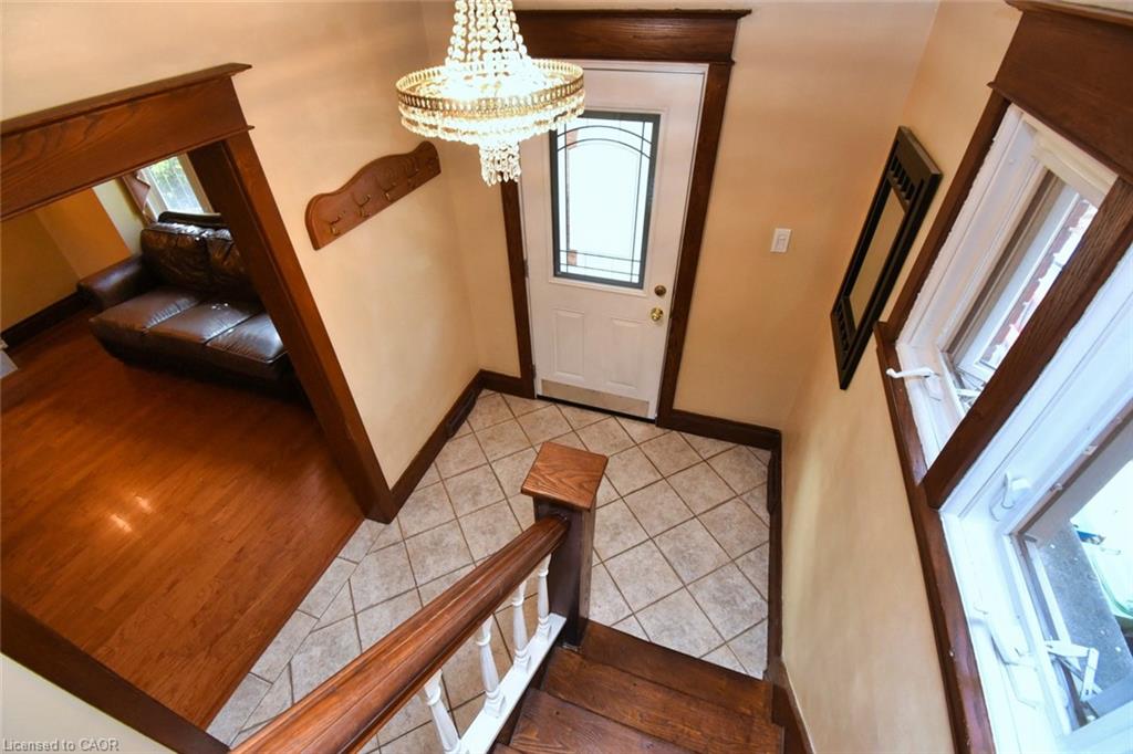 522 Aberdeen Avenue Property Photo 5