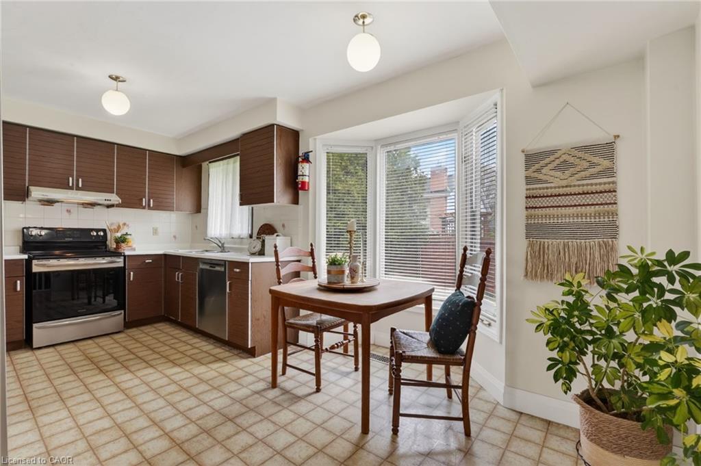 4502 Green Meadow Boulevard Property Photo 10