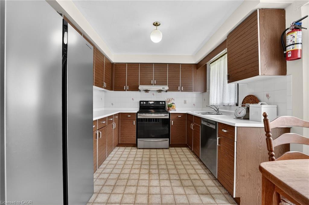 4502 Green Meadow Boulevard Property Photo 11