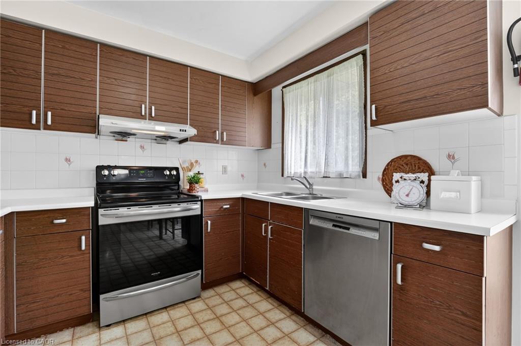 4502 Green Meadow Boulevard Property Photo 12