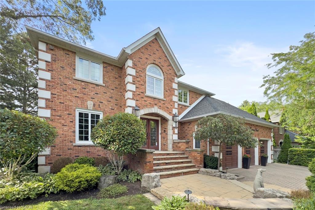 1617 Tipperary Court Property Photo 4
