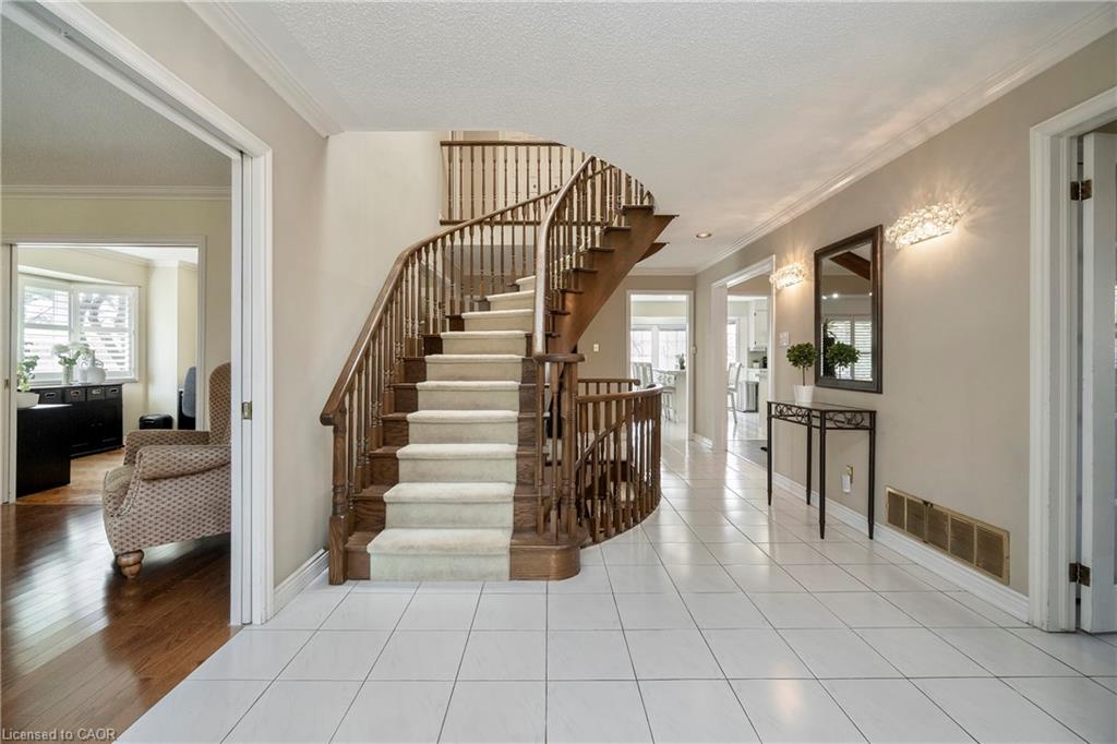 1617 Tipperary Court Property Photo 7