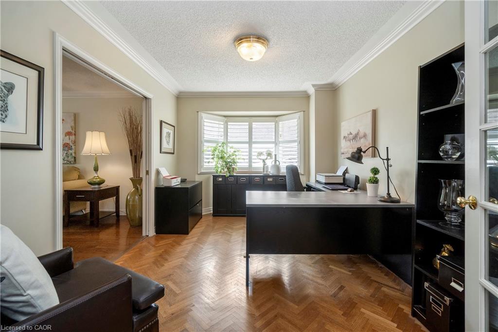 1617 Tipperary Court Property Photo 10