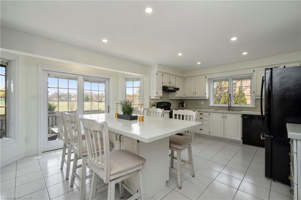 1617 Tipperary Court Property Photo 13