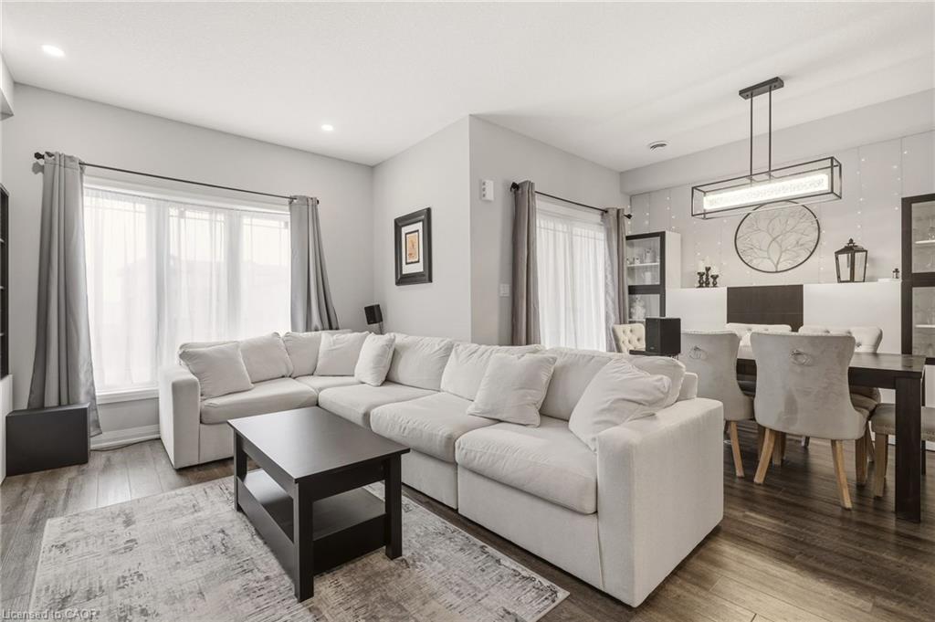 58 Waterlily Way Property Photo 8