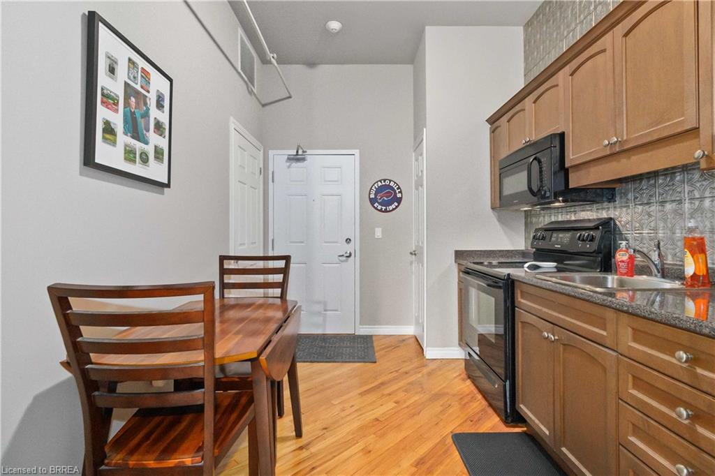 504-140 West River Street Property Photo 6