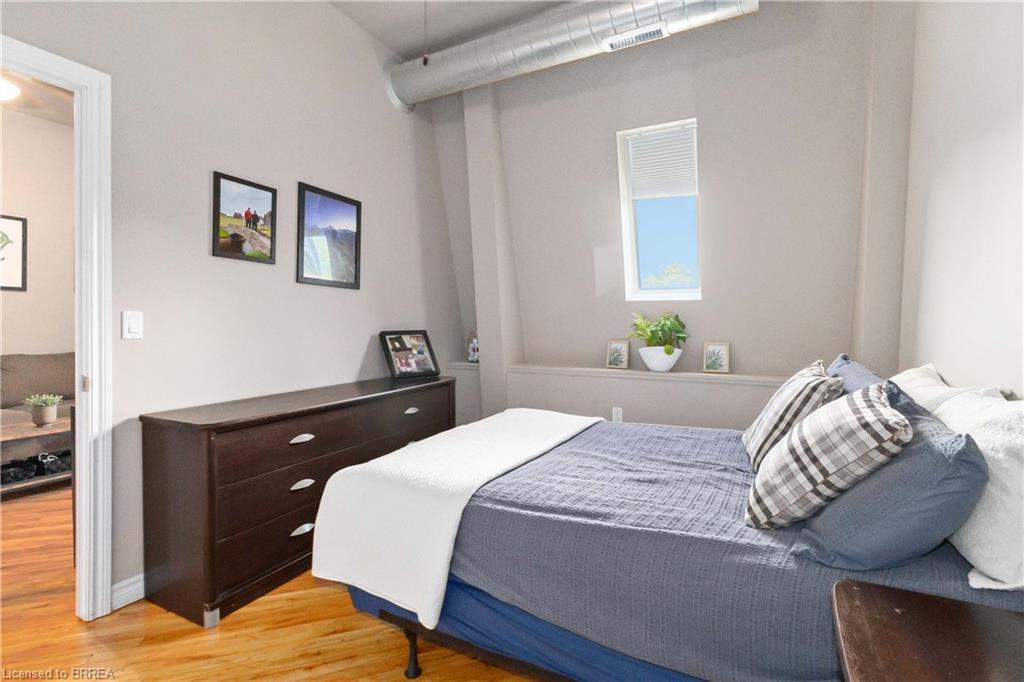 504-140 West River Street Property Photo 22