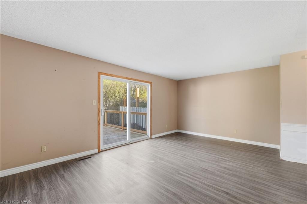 117 Monmore Road Property Photo 8