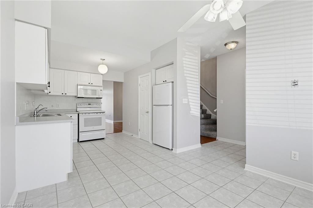 34 Greentrail Drive Property Photo 8