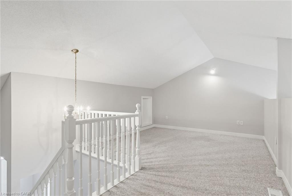 34 Greentrail Drive Property Photo 25