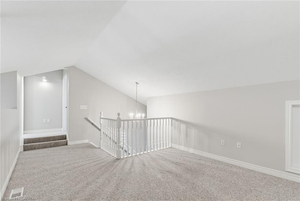 34 Greentrail Drive Property Photo 26