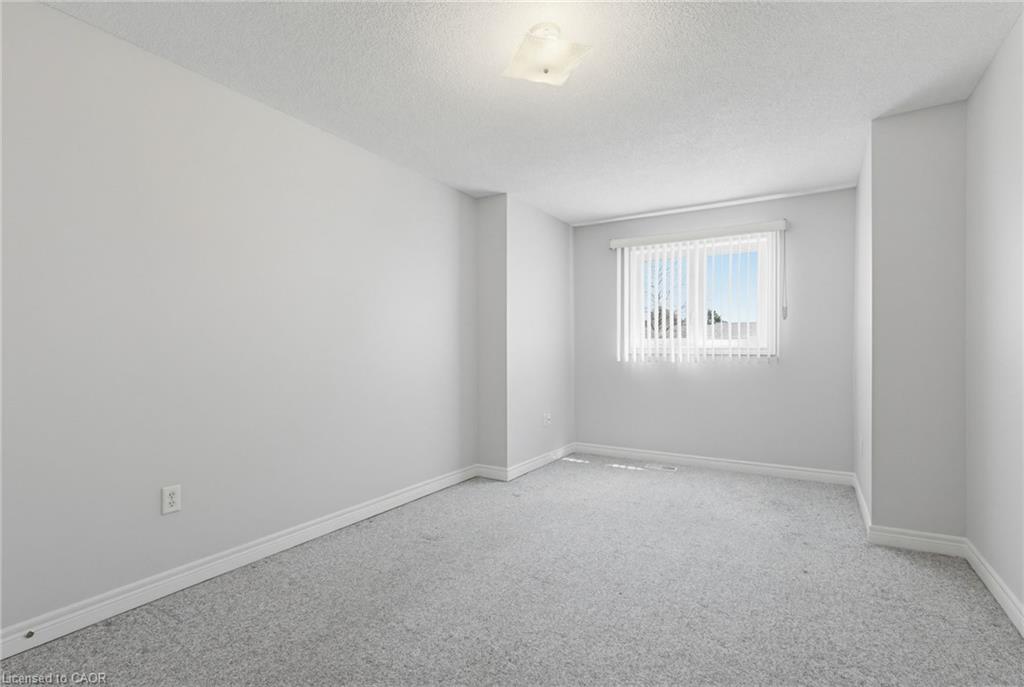 34 Greentrail Drive Property Photo 29