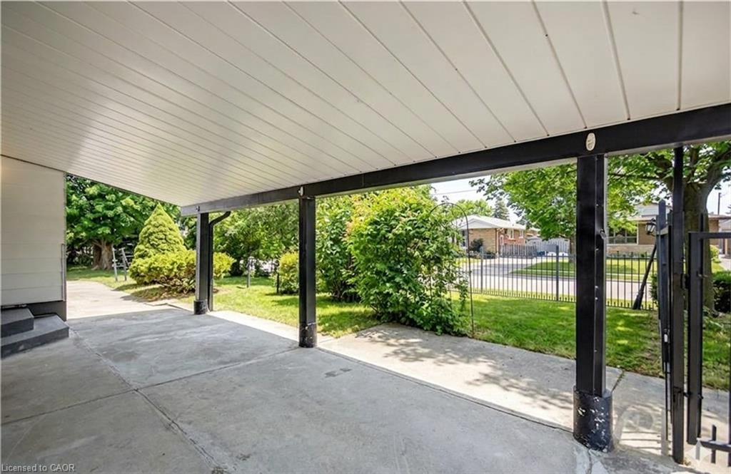 85 Ranchdale Drive Property Photo 5