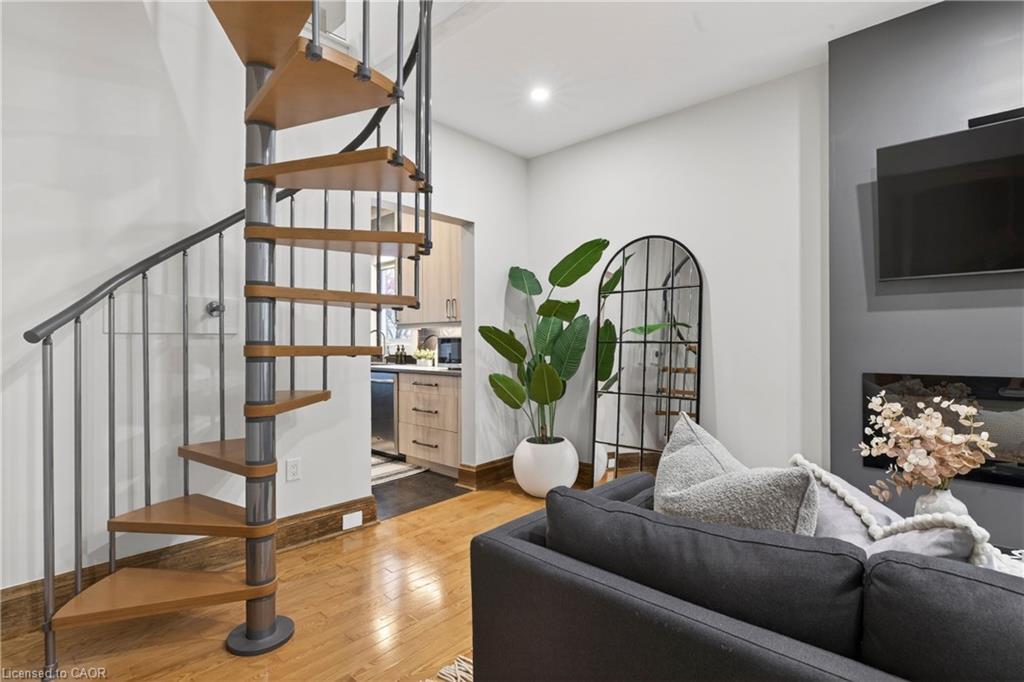 105 Highland Avenue Property Photo 12
