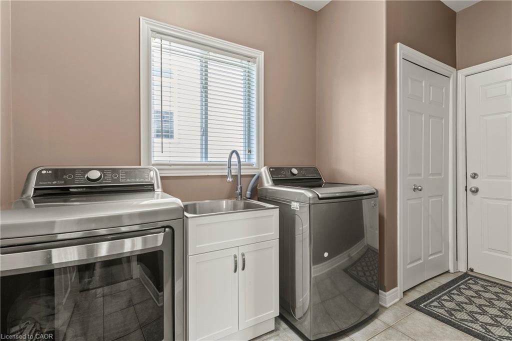 3579 Carver Street Property Photo 20