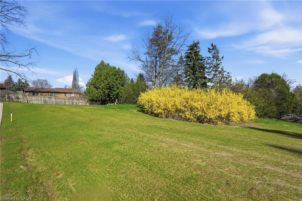 206 Lovers Lane Property Photo 13