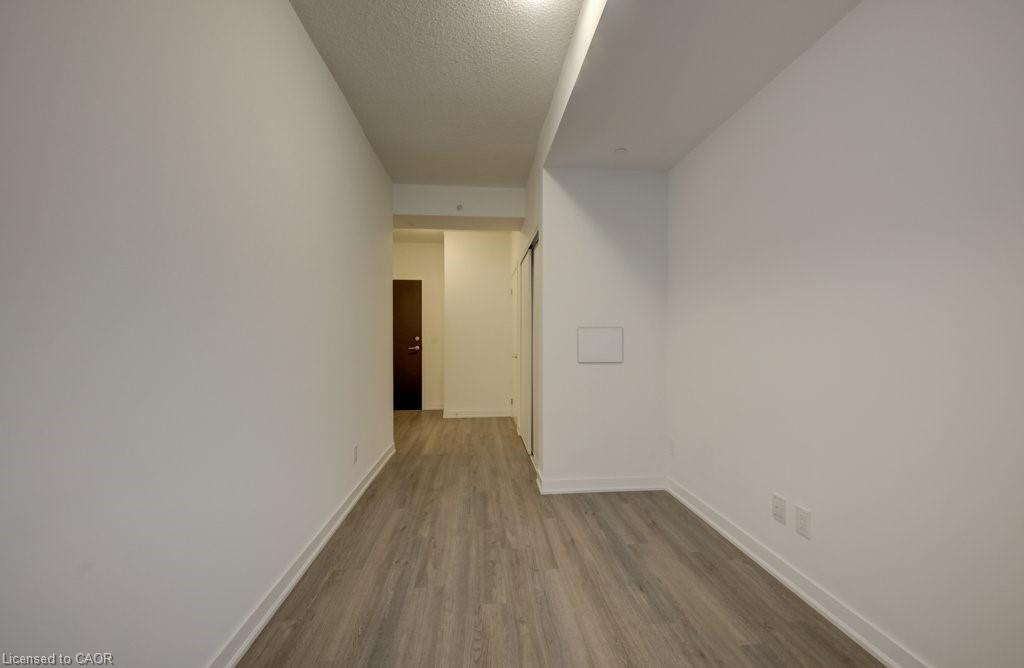 908-85 Duke Street W Property Photo 8