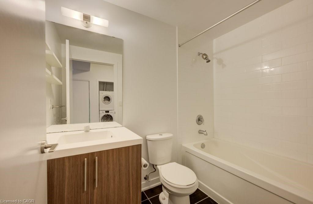 908-85 Duke Street W Property Photo 10