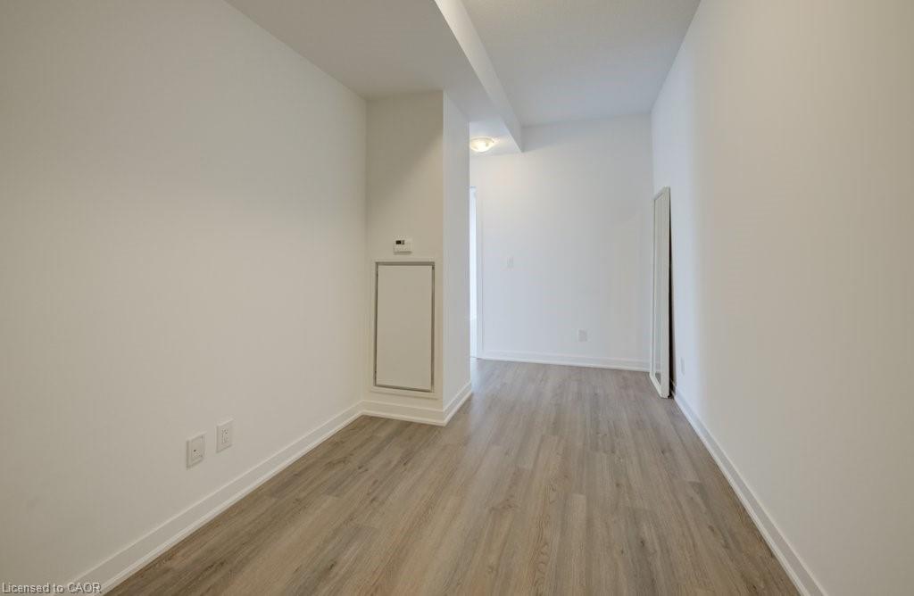 908-85 Duke Street W Property Photo 11