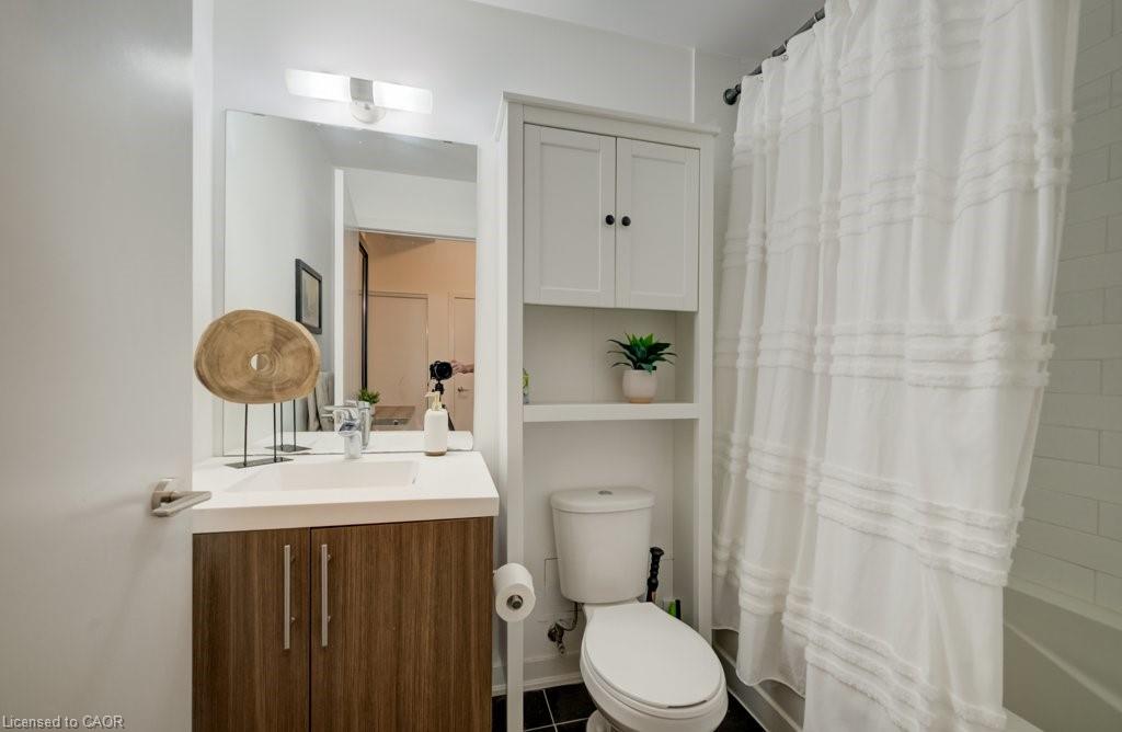 308-85 Duke Street W Property Photo 9