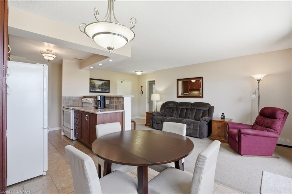512-793 Colborne Street E Property Photo 8