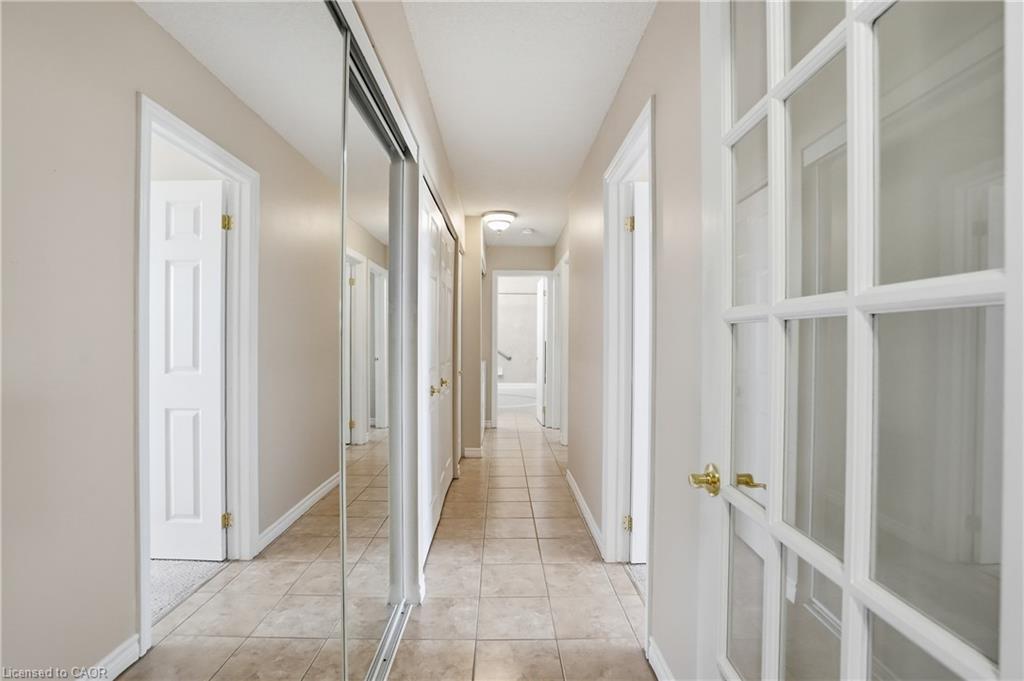 512-793 Colborne Street E Property Photo 12