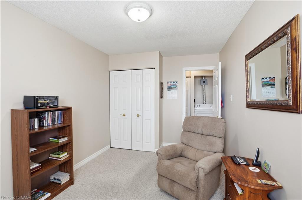 512-793 Colborne Street E Property Photo 16