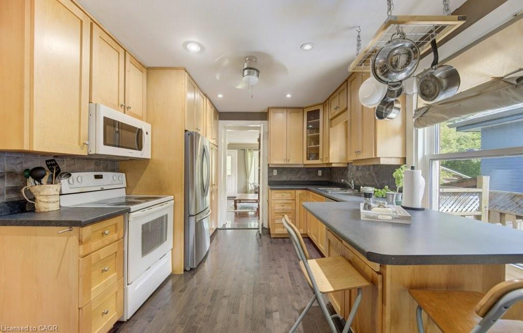 271 London Road W Property Photo 10